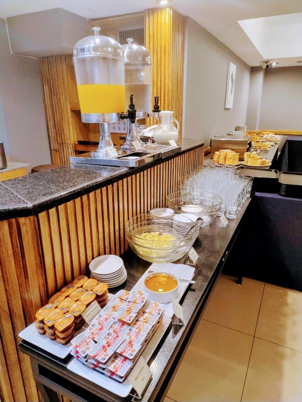 Hotel Cristoforo Colombo Буенос Айрес Екстериор снимка